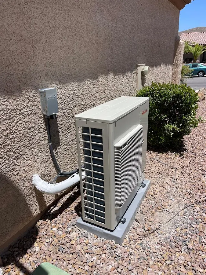 Residential air conditioning condenser unit in Sun Lakes